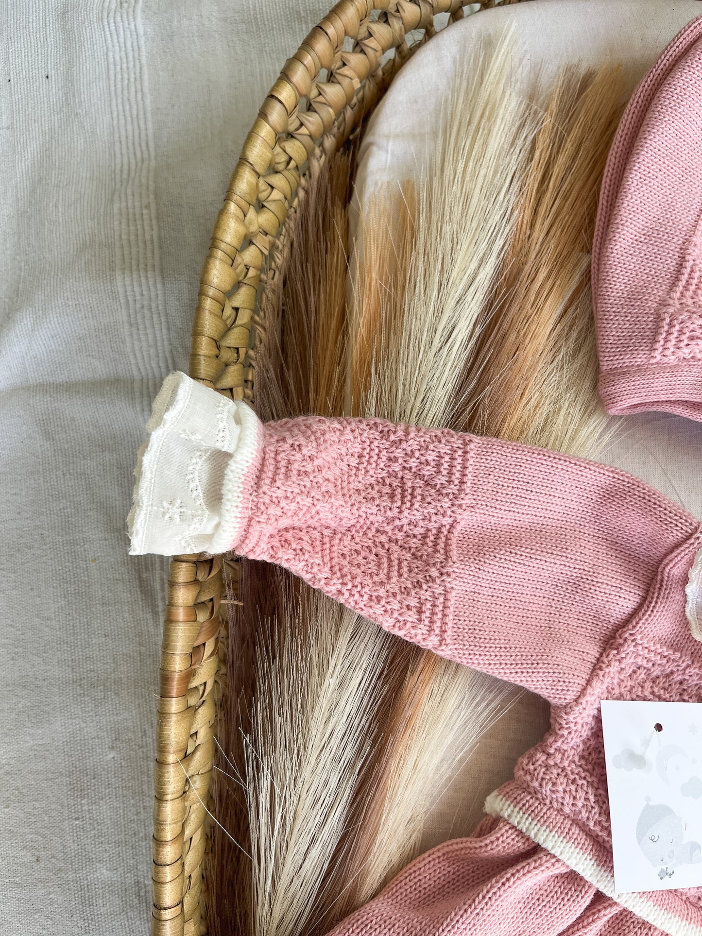 Conjunto de malha 2 peças vestido e touca rosa velho