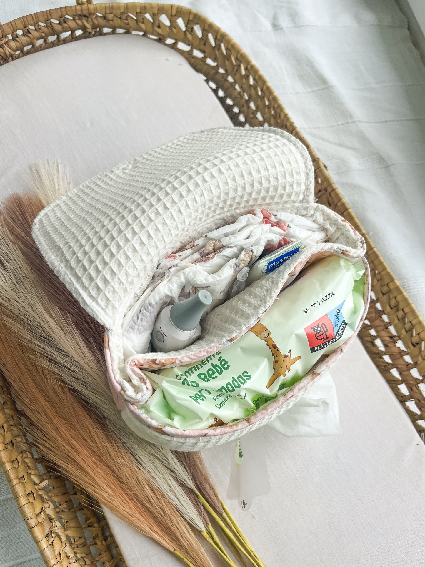 Bolsa porta fraldas e toalhitas bebé vários padrões personalizável com nome