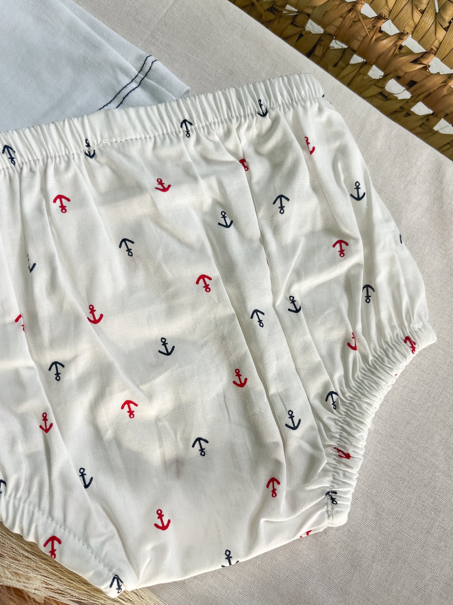 Conjunto de t-shirt e tapa fralda bebé verão