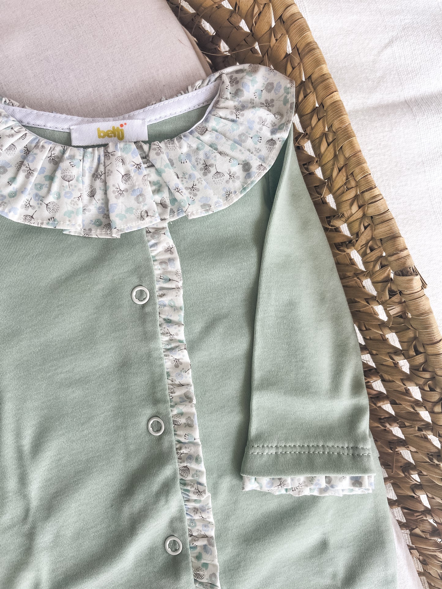 Babygrow de algodão bebé verde