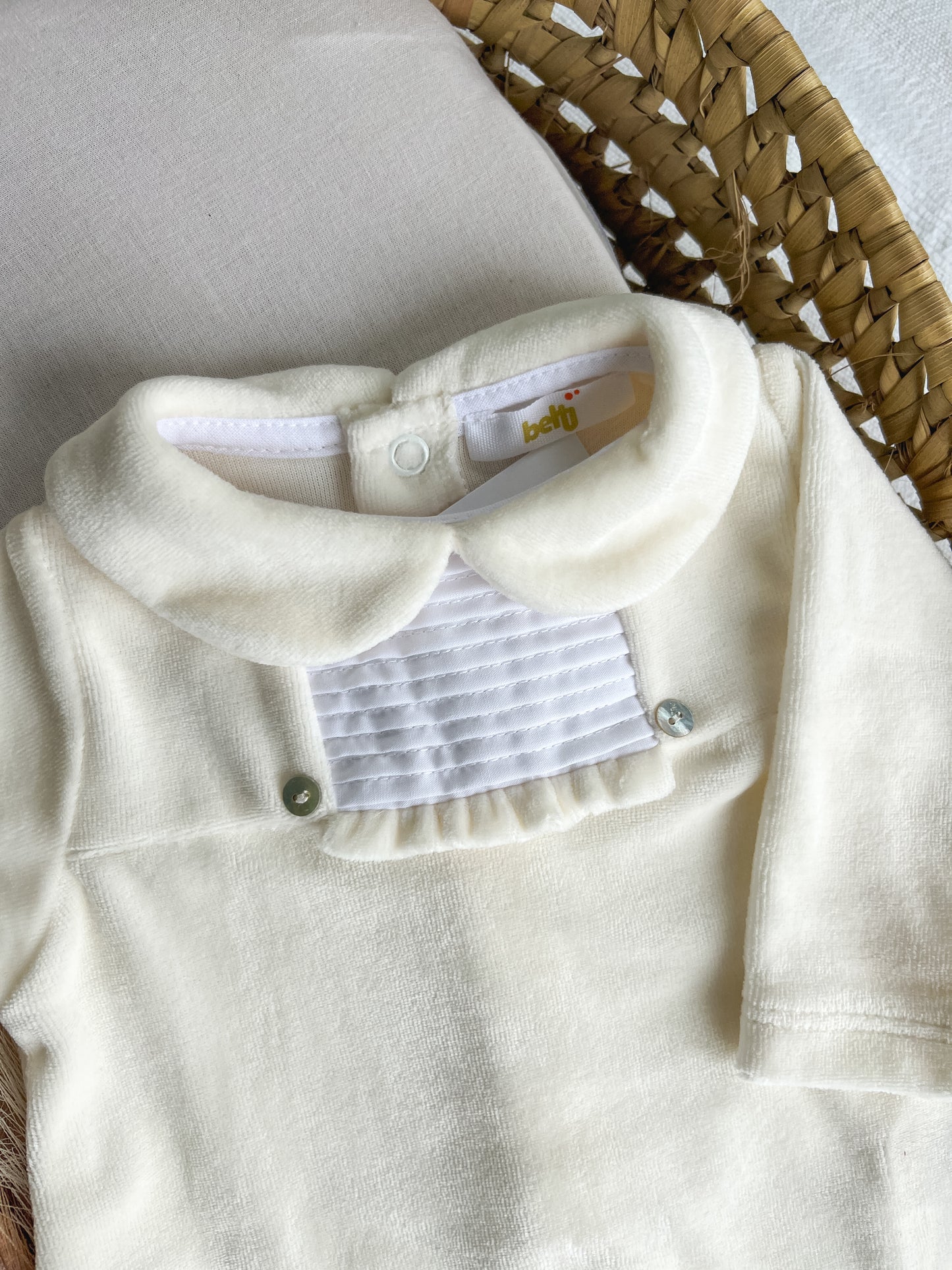 Babygrow de veludo bebé pérola personalizável com nome