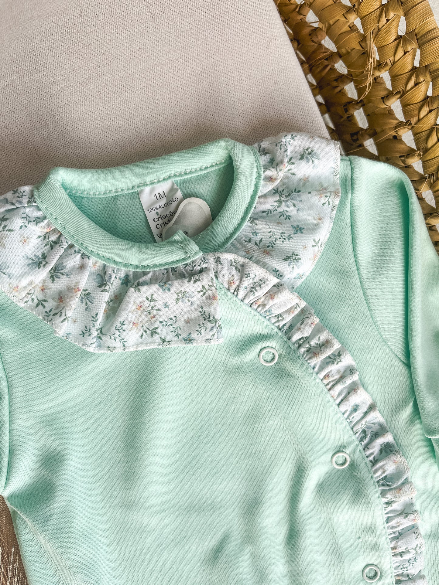 Babygrow de algodão com gola bebé verde menta