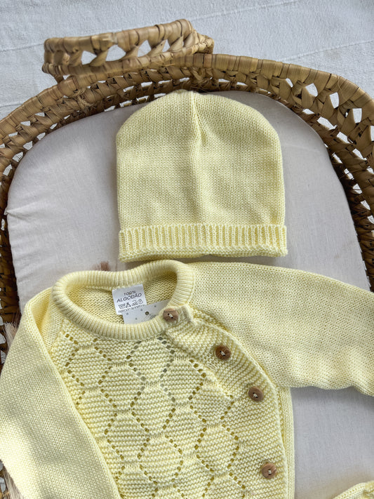 Conjunto de malha bebé 3 peças amarelo