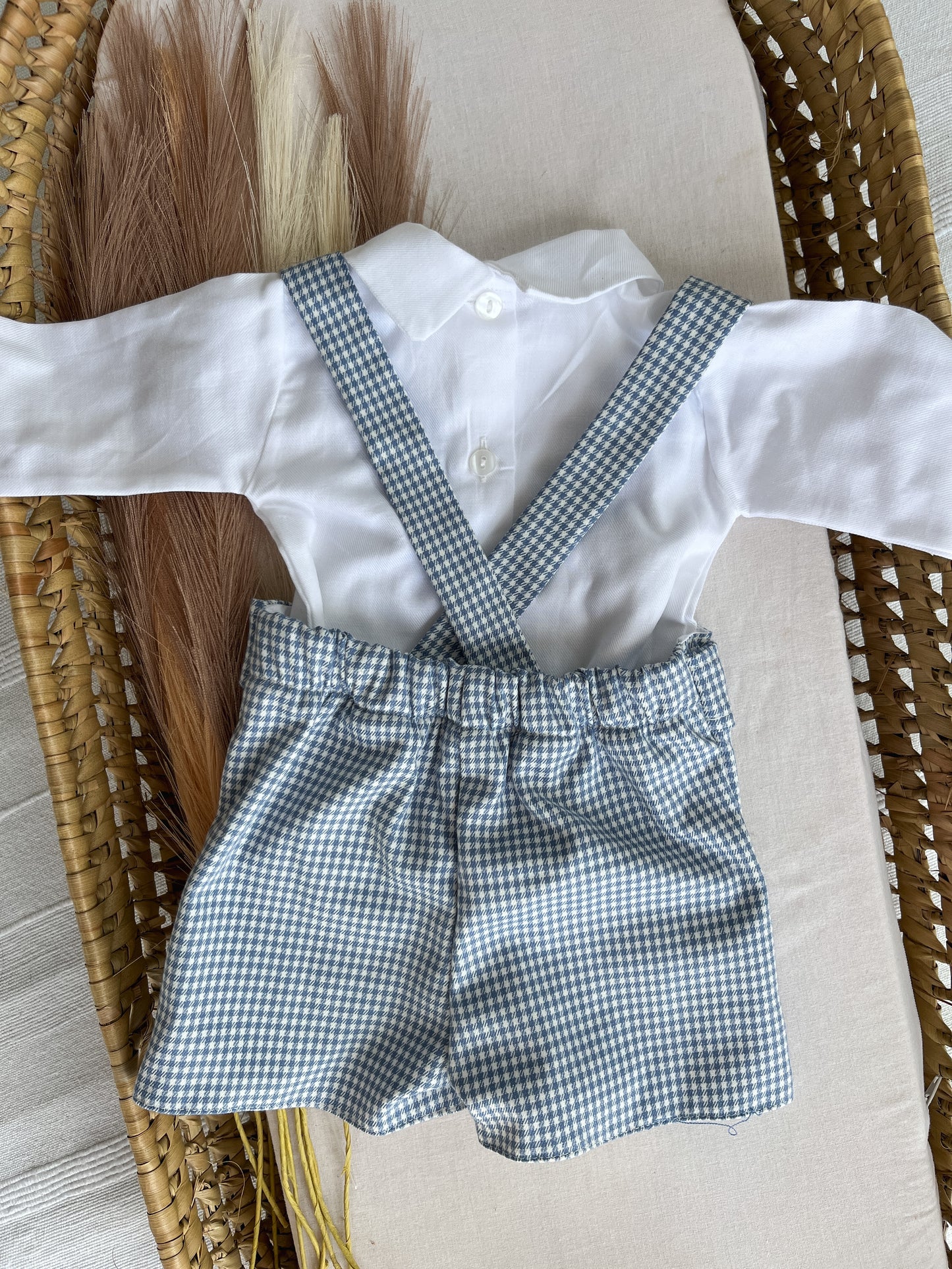 Conjunto de jardineira com camisola bebé menino azul
