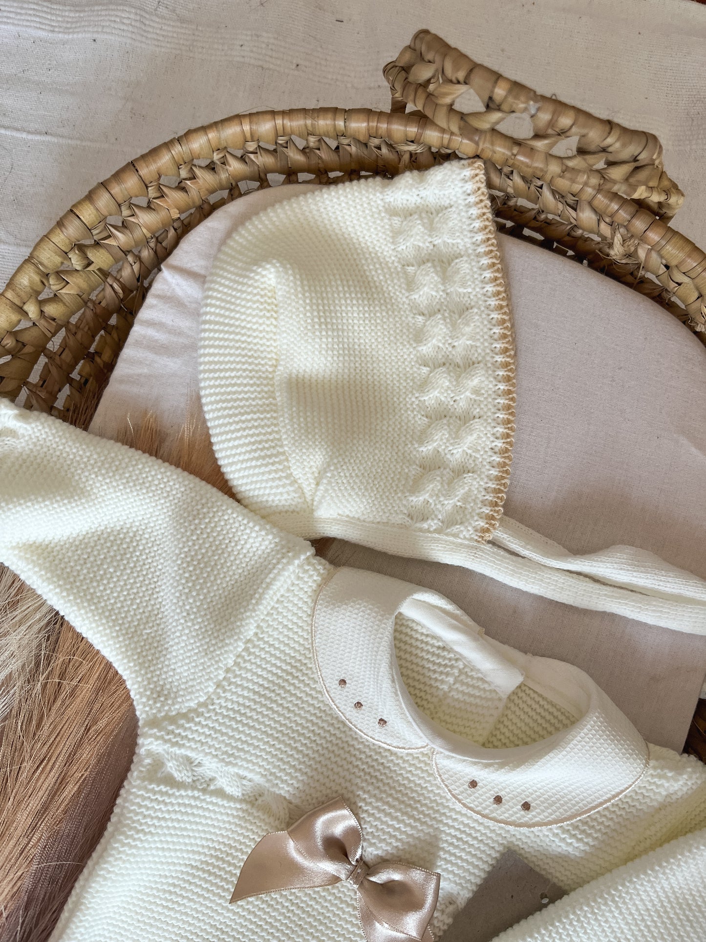 Conjunto de malha 3 peças bebé branco pérola