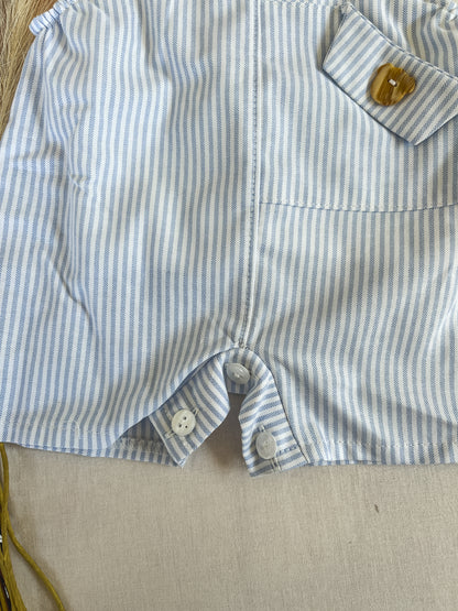 Conjunto de jardineira com blusa bebé menino azul
