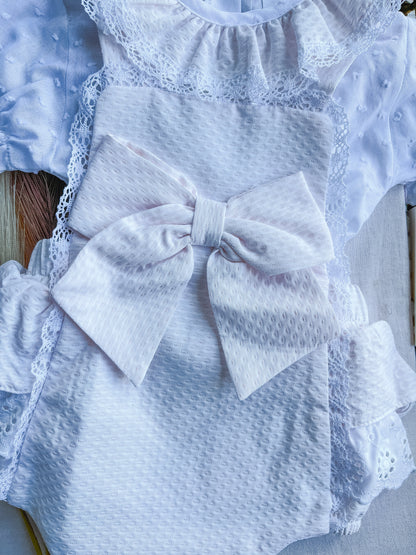 Conjunto de fofo/jardineira com blusa bebé rosa