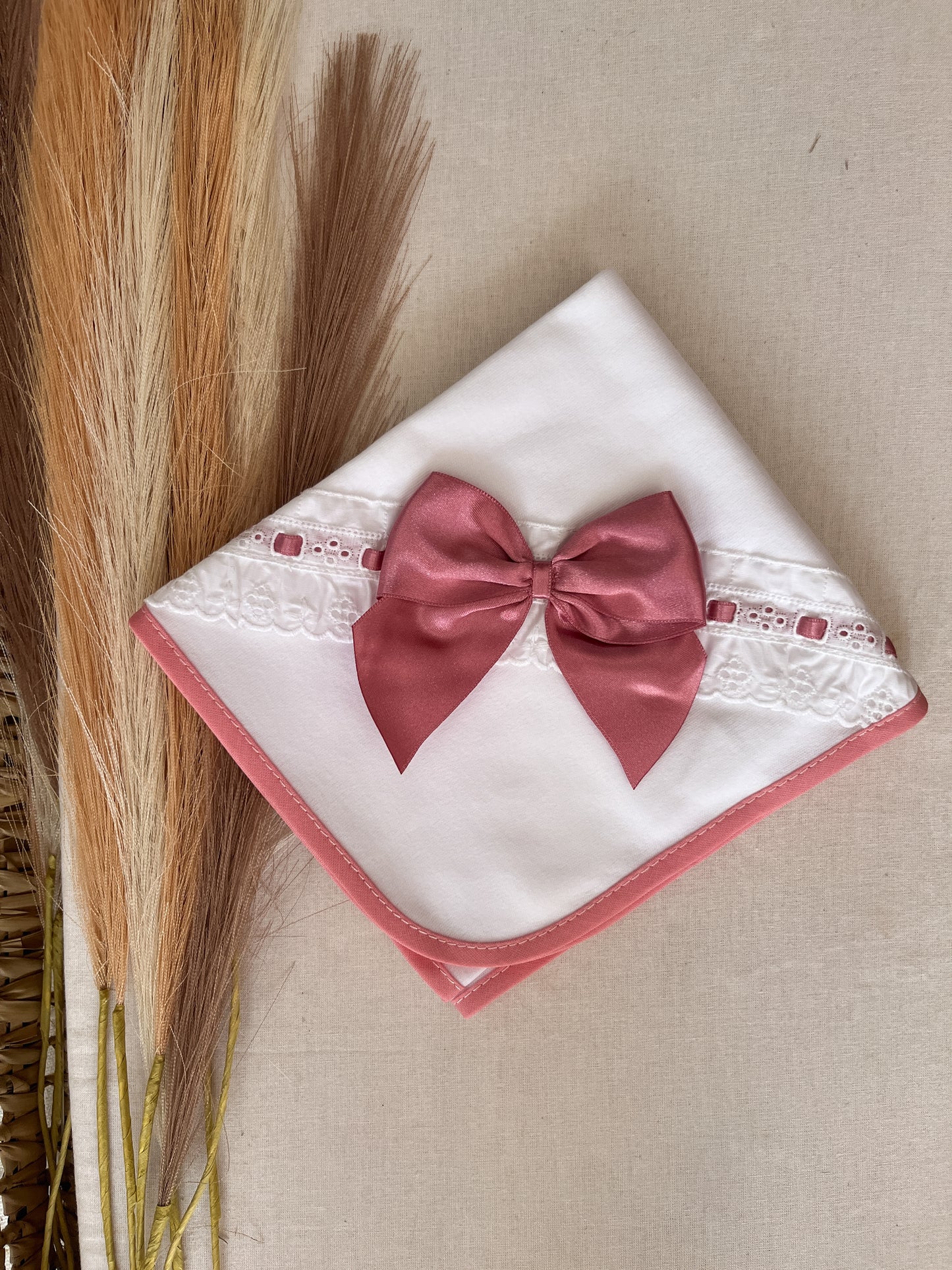 Fralda de pano bebé laço rosa velho