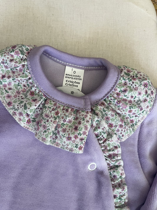 Babygrow de veludo bebé  lavanda personalizável com nome