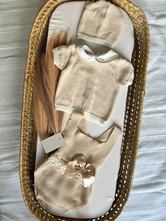 Conjunto de malha bebé 3 peças bege