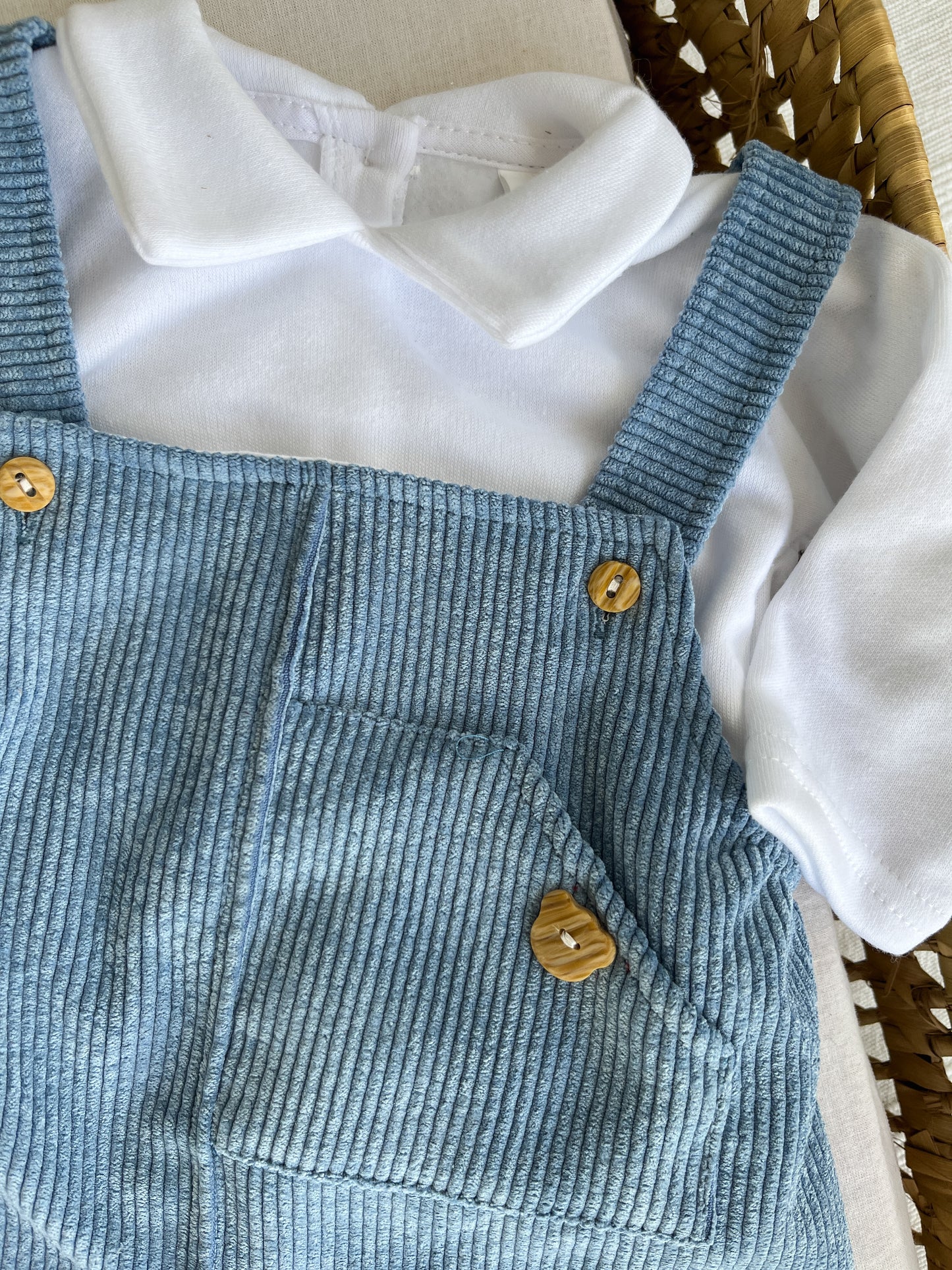 Conjunto de jardineira com camisola bebé menino azul