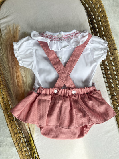 Conjunto de fofo/jardineira rosa com blusa bebé menina