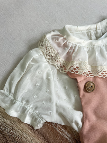 Conjunto de fofo/jardineira com blusa bebé rosa velho