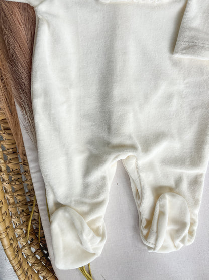 Babygrow de veludo bebé pérola personalizável com nome