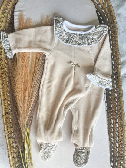 Babygrow de veludo bebé bege