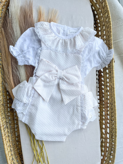 Conjunto de fofo/jardineira com blusa bebé rosa