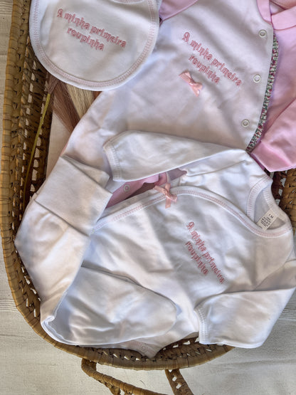 Conjunto de primeira roupinha bebé rosa