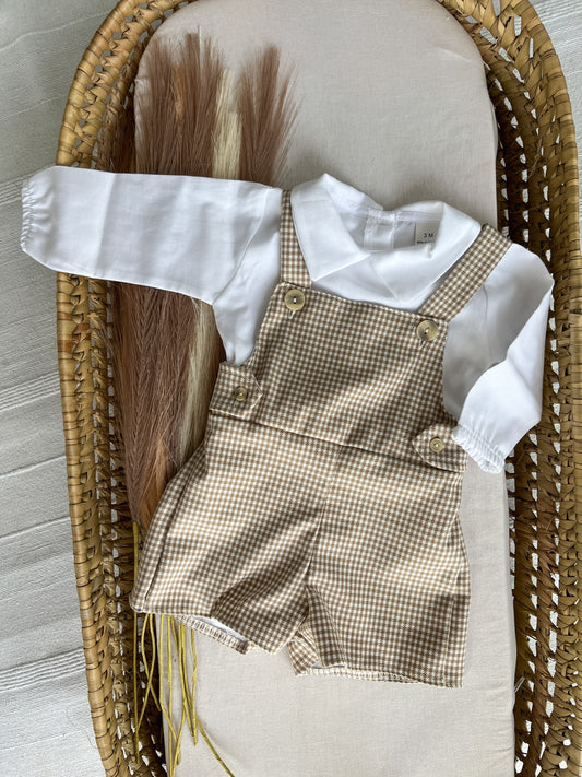 Conjunto de jardineira com camisola bebé menino bege