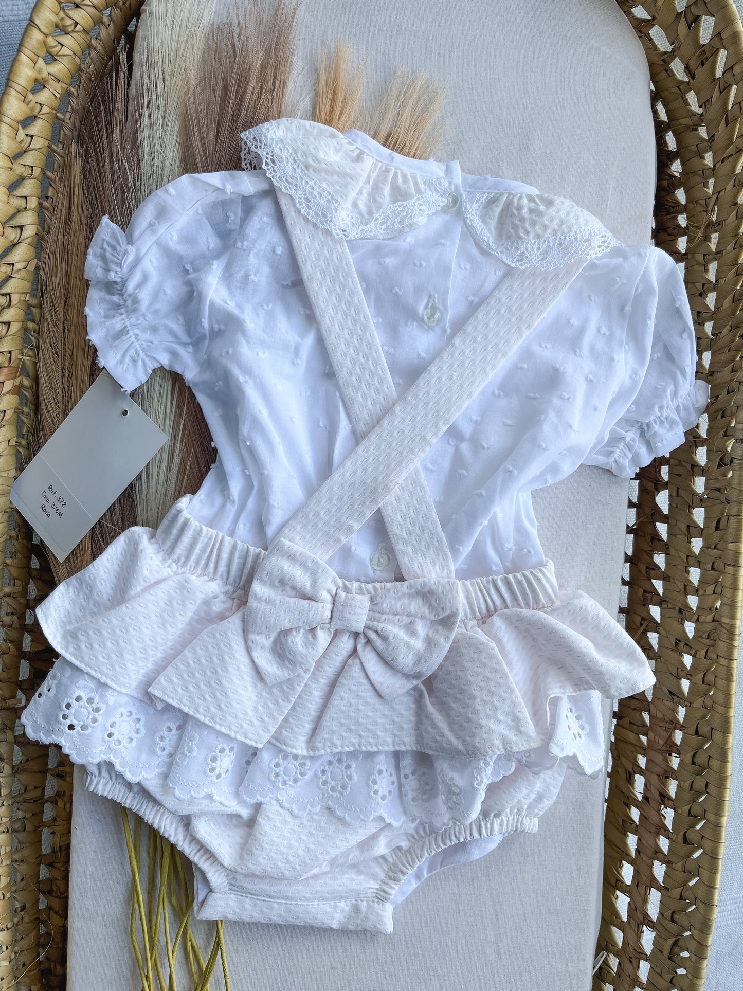 Conjunto de fofo/jardineira com blusa bebé rosa