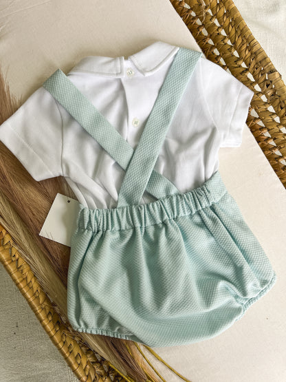 Conjunto de camisola com tapa fralda bebé verde