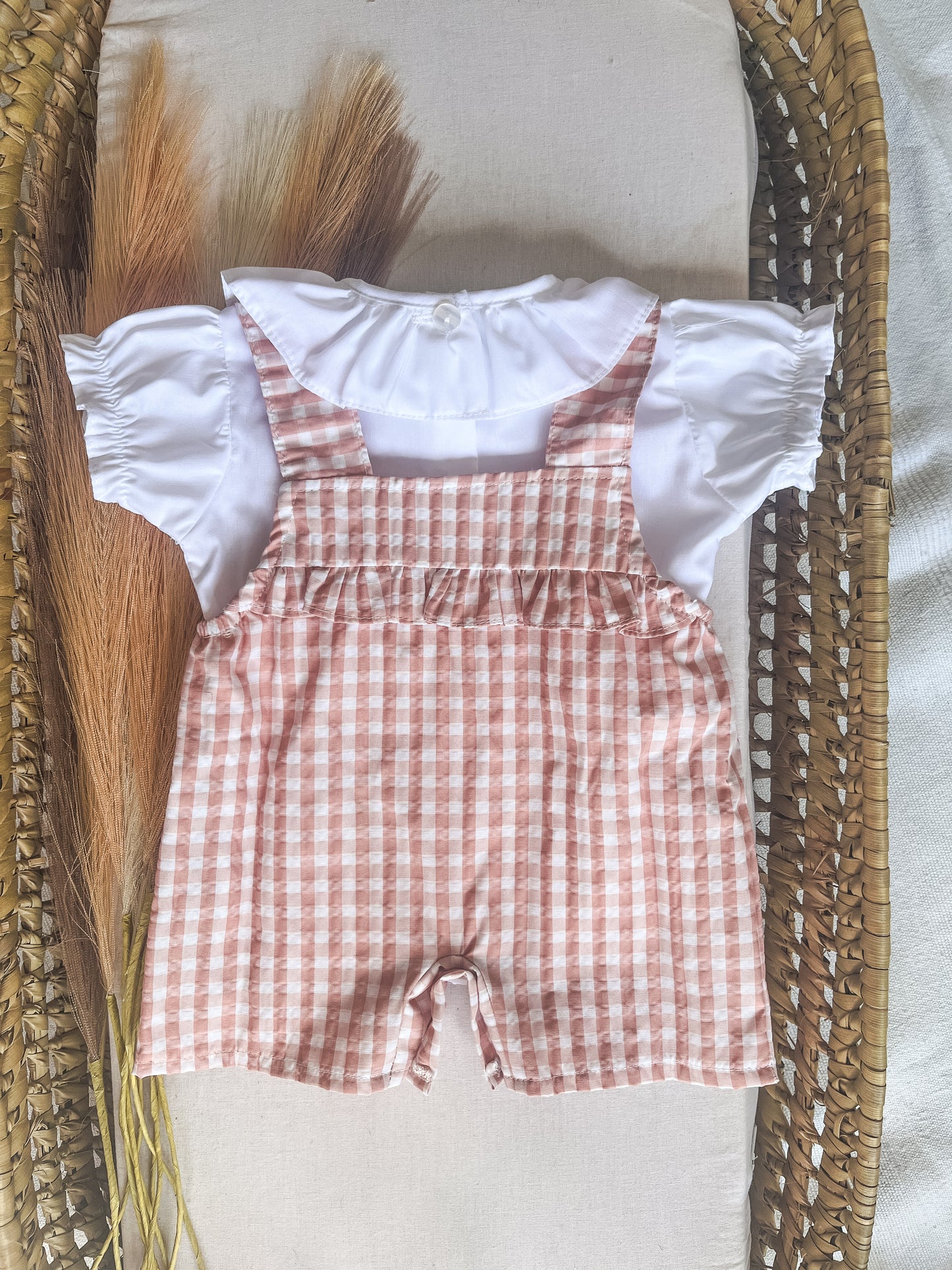Conjunto de jardineira com blusa bebé menina rosa