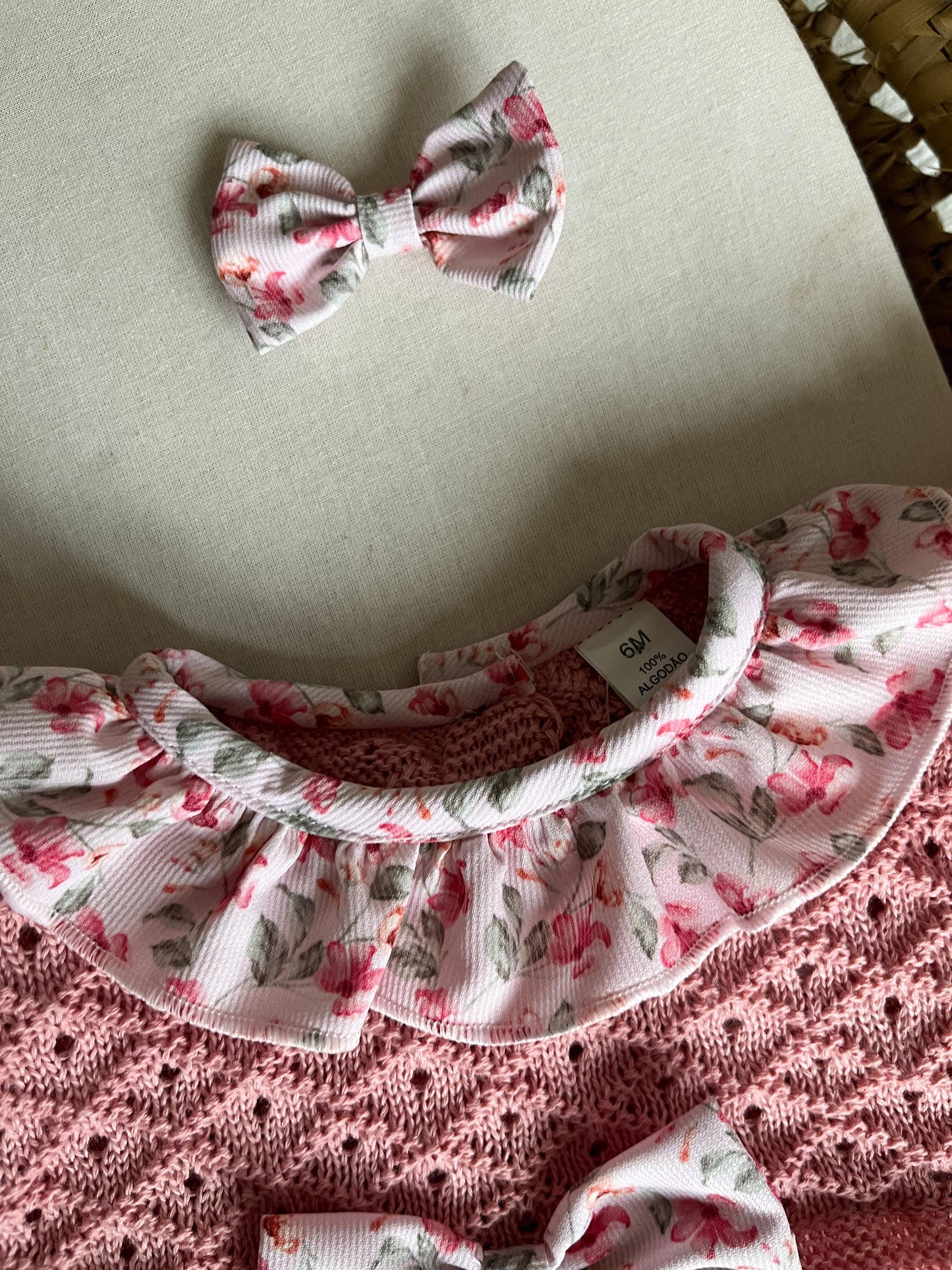 Conjunto de fofo com lacinho rosa