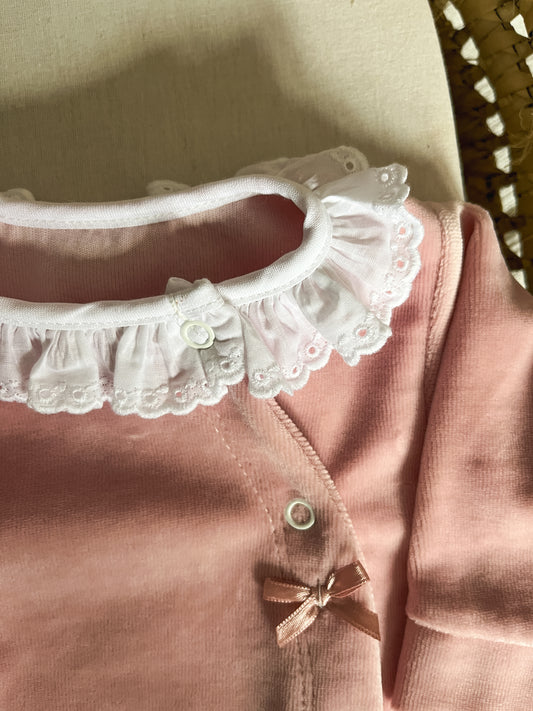 Babygrow de veludo bebé rosa velho personalizável com nome
