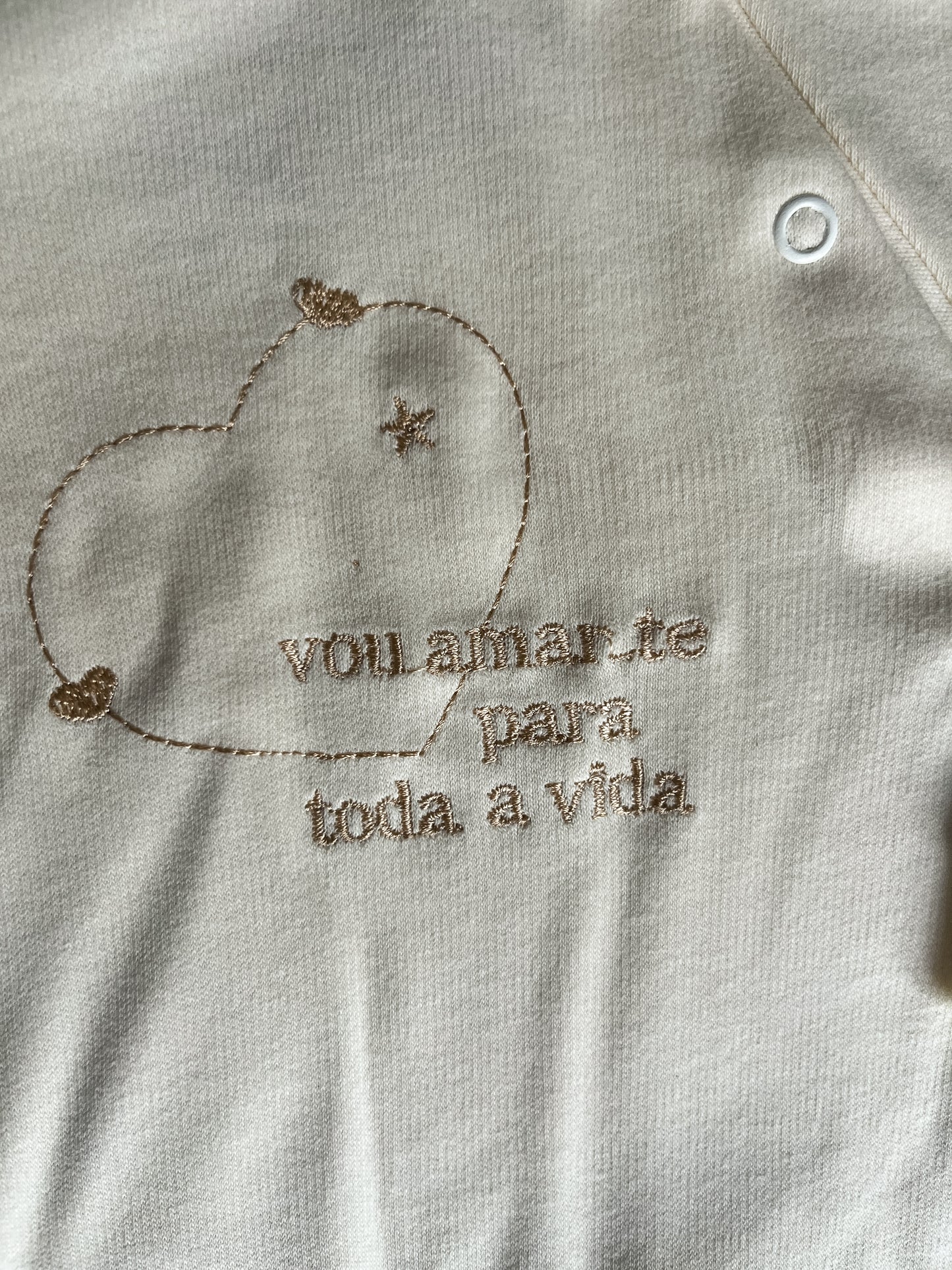 Babygrow de algodão bebé branco pérola “vou amar-te a vida toda”