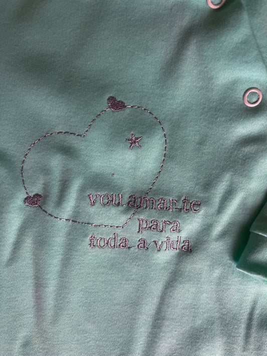 Babygrow de algodão bebé verde “vou amar-te a vida toda”
