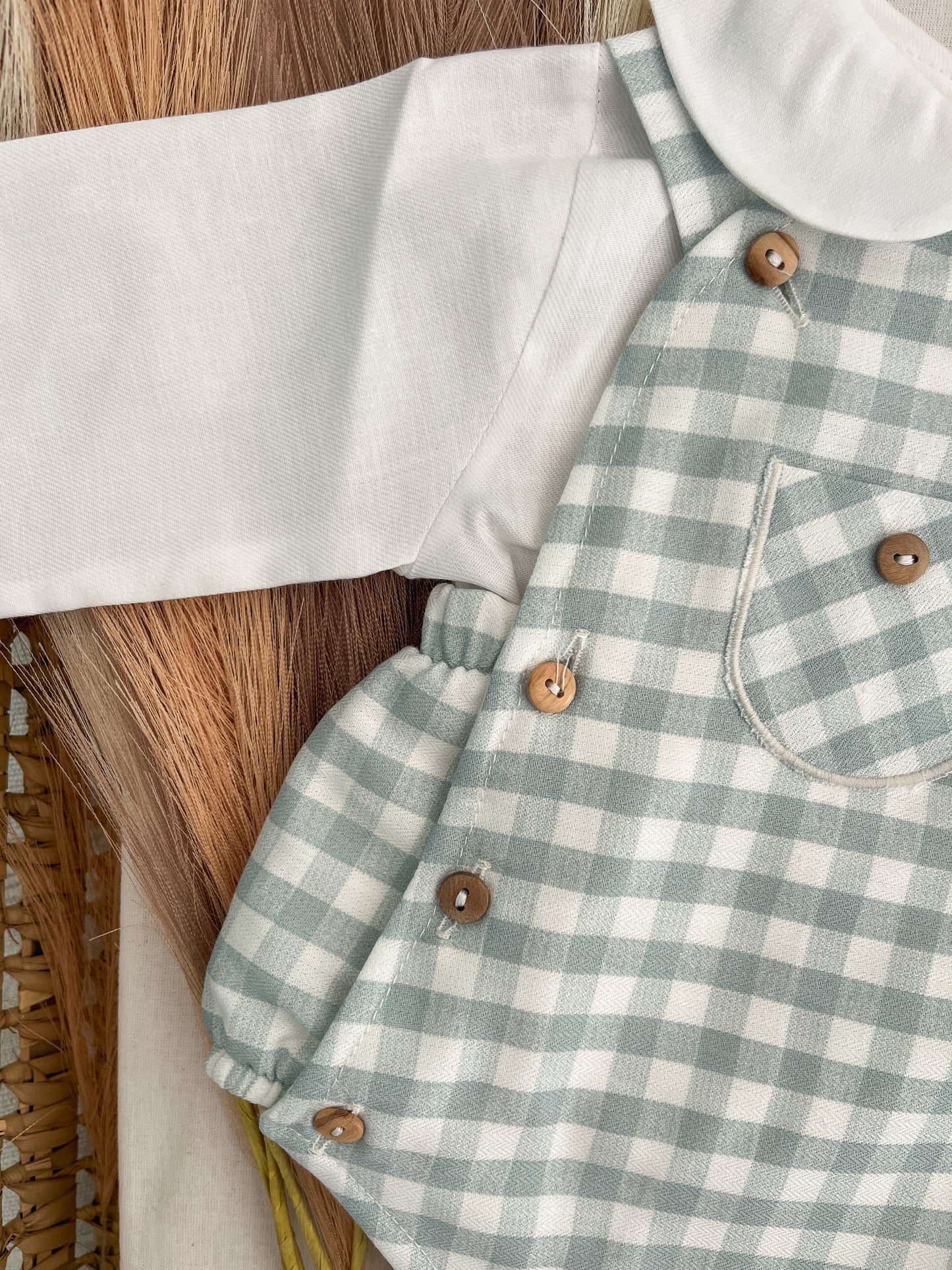 Conjunto de fofo/jardineira com camisola bebé menino