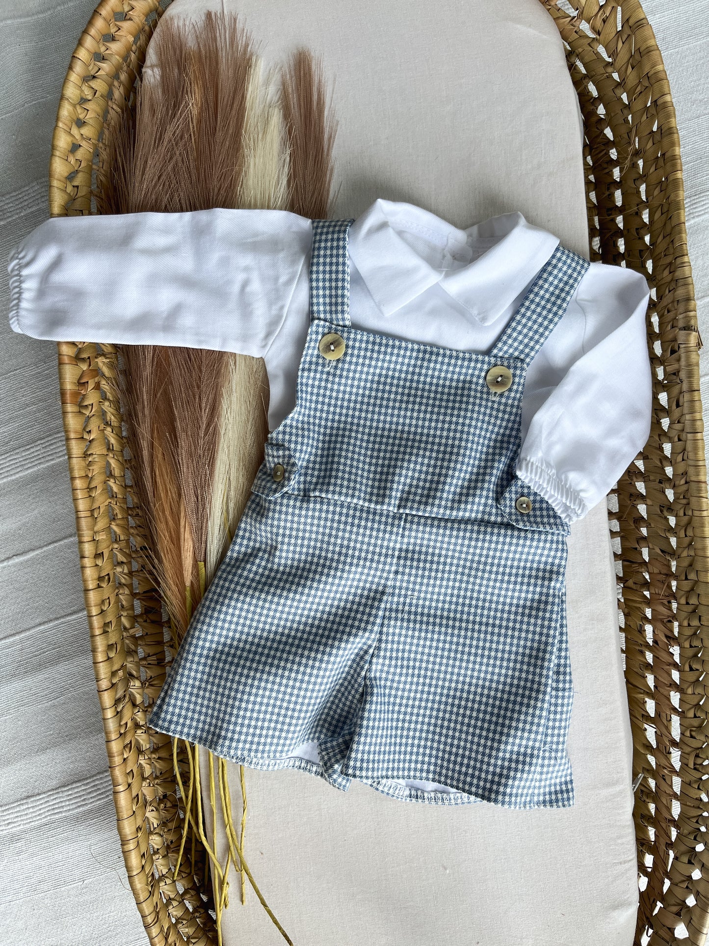 Conjunto de jardineira com camisola bebé menino azul