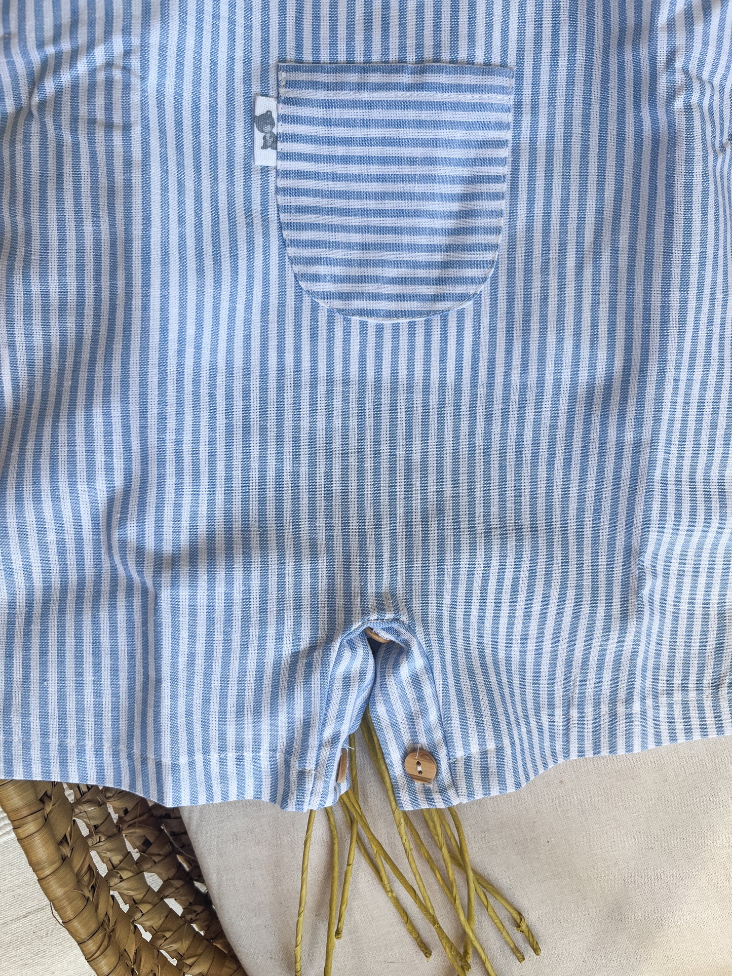 Conjunto de jardineira com blusa bebé menino azul bebé