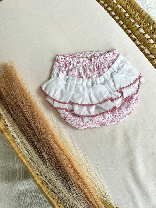 Tapa fralda com folho bebé menina rosa