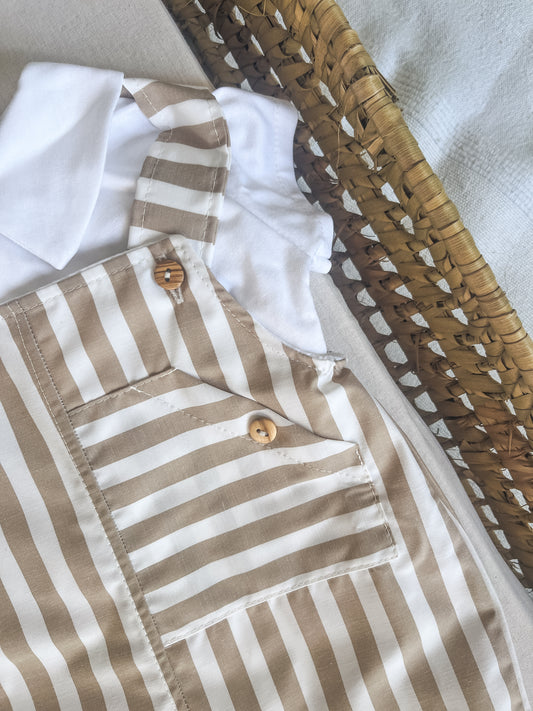 Conjunto de jardineira com blusa bebé menino bege