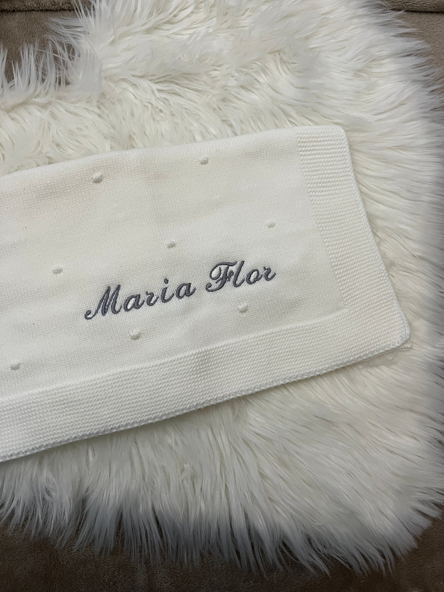 Manta de malha branco pérola para bebé personalizável com nome
