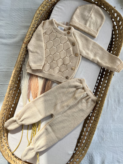 Conjunto de malha bebé 3 peças bege