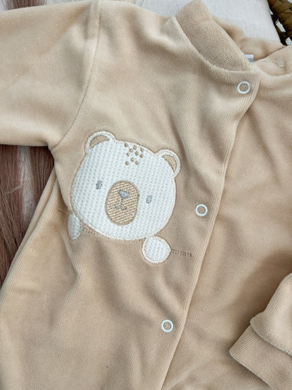 Babygrow de veludo bebé bege