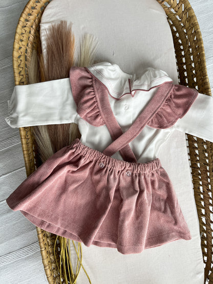 Conjunto de vestido com blusa bebé rosa velho