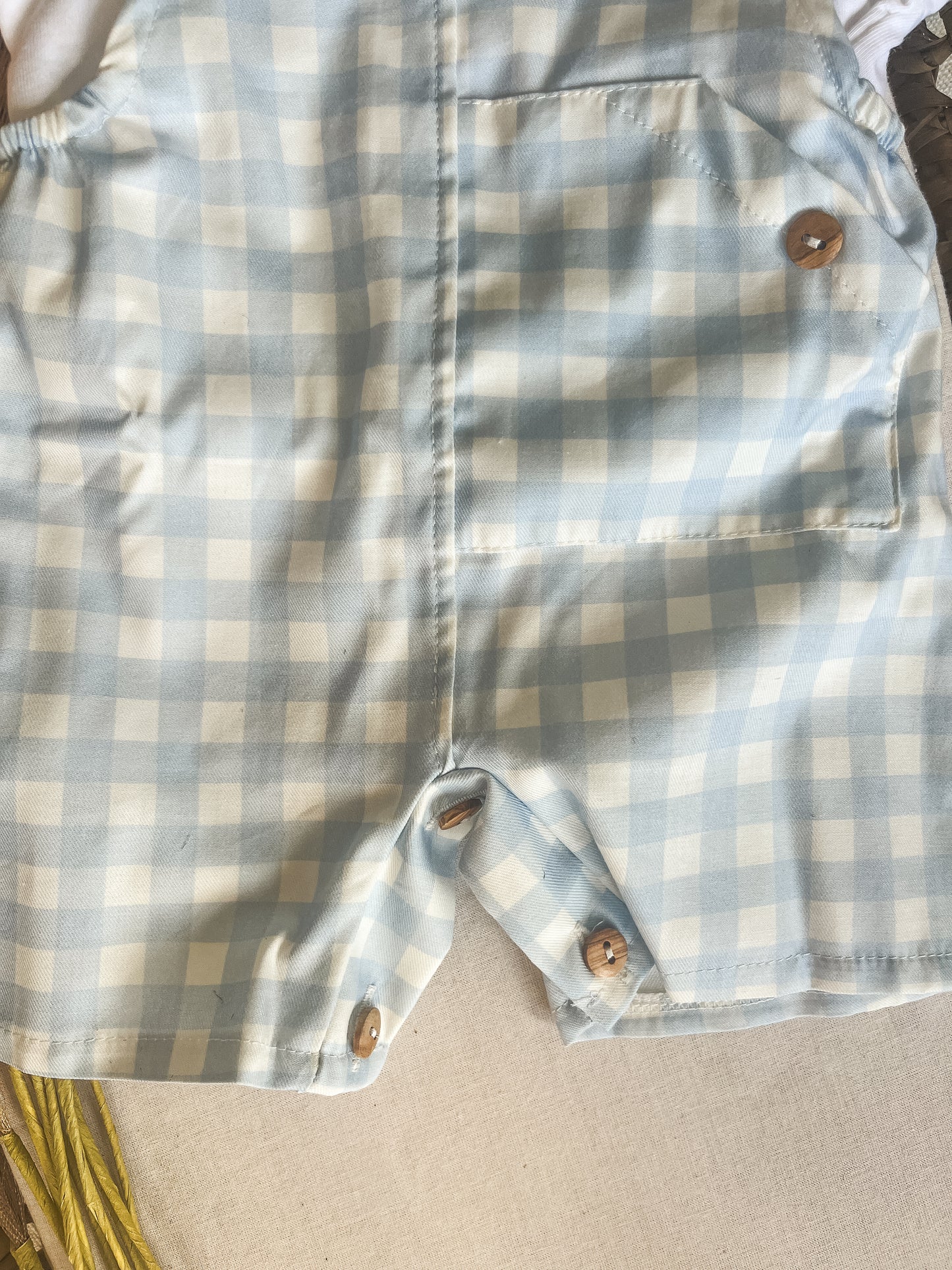 Conjunto de jardineira com blusa bebé menino azul