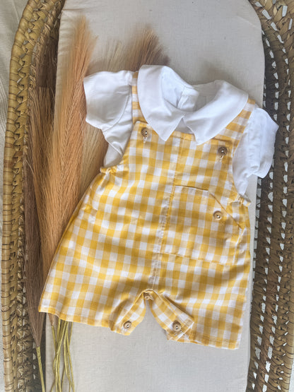 Conjunto de jardineira com blusa bebé menino amarelo