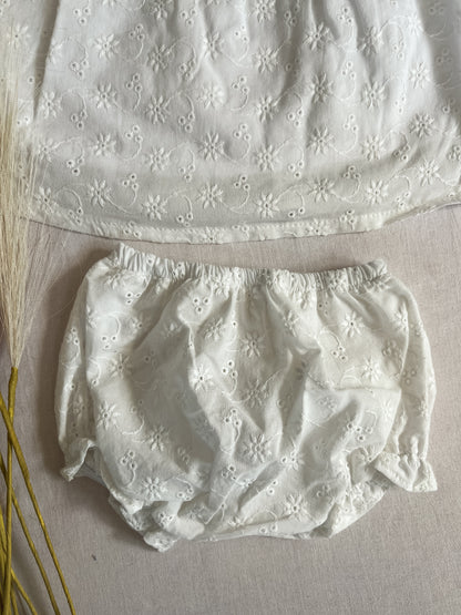 Conjunto de vestido com tapa fralda bebé menina rosa