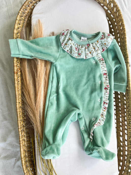 Babygrow de veludo bebé verde