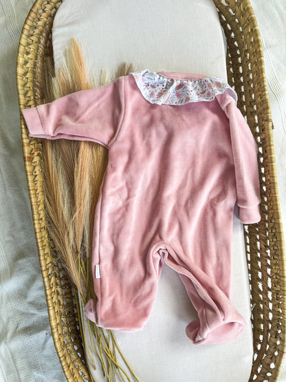 Babygrow de veludo bebé rosa velho