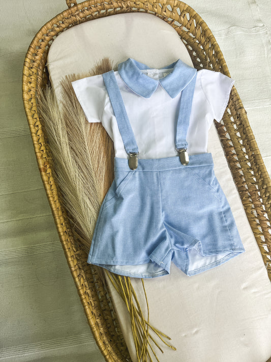 Conjunto de calções com blusa e suspensórios bebé azul