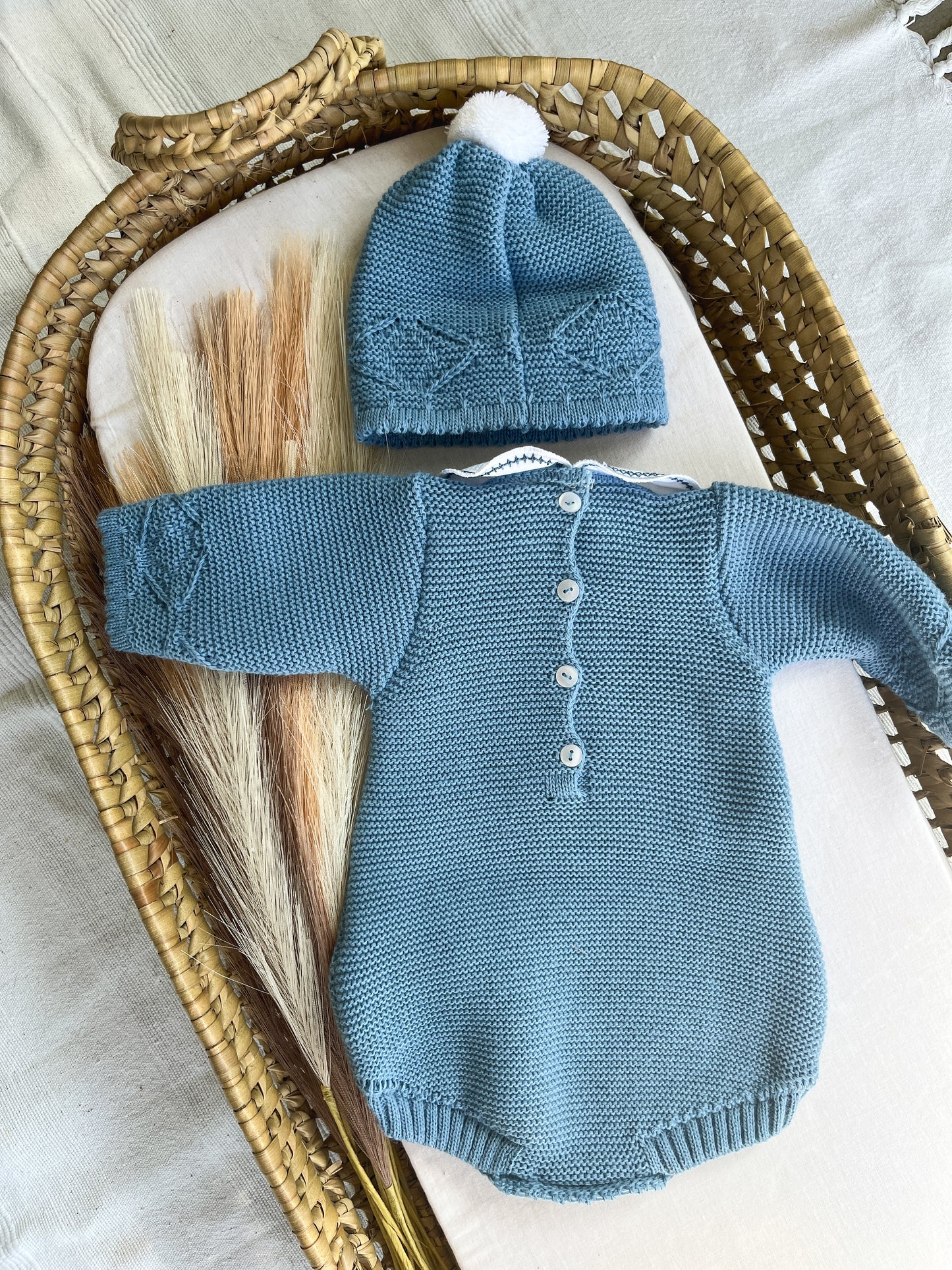 Conjunto de malha 2 peças fofo e gorro azul