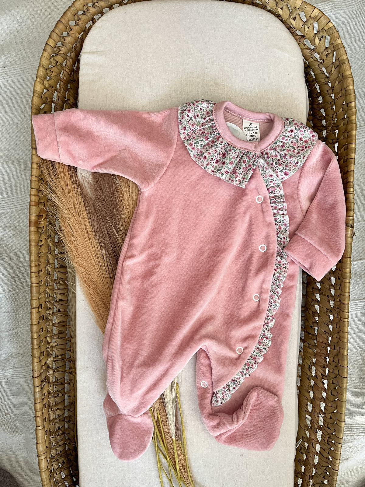 Babygrow de veludo bebé rosa velho personalizável com nome