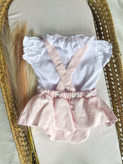 Conjunto de fofo/jardineira rosa com blusa bebé menina